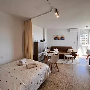 Estudio El Faro , Málaga España